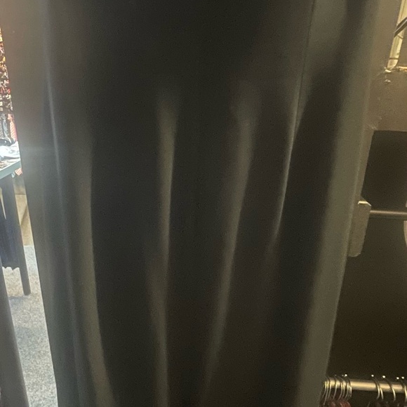 Bob Mackie Beaded Trim Gown - Picture 5 of 8